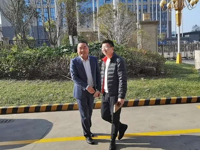 新春伊始，，，，龙湾区空港管委会向导率队莅临集团走访慰问